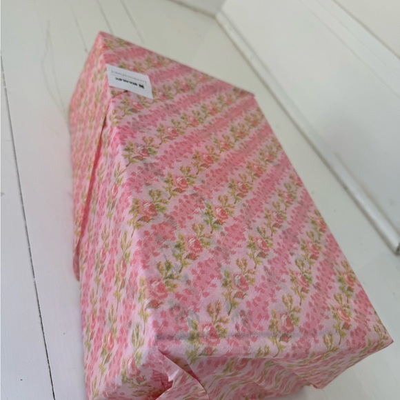 LoveShackFancy x Stanley Water Bottle 40 oz Blooming Heirloom - Picture 9 of 11